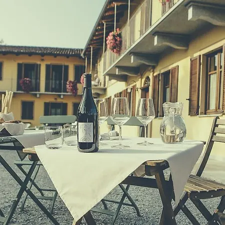 Alloggio per agriturismo Casa Ressia Alba (Piedmont)