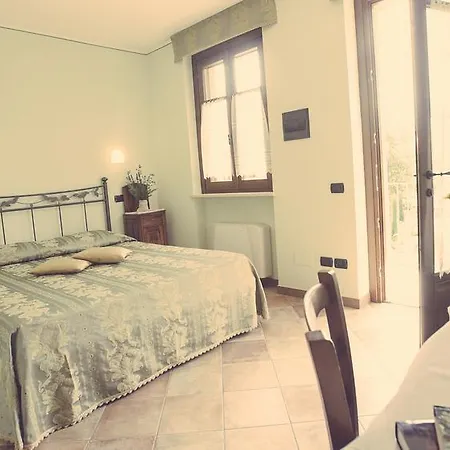 Farm stay Casa Ressia Alba (Piedmont)