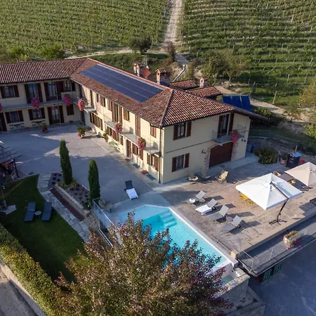 Bauernhof Casa Ressia Alba (Piedmont)