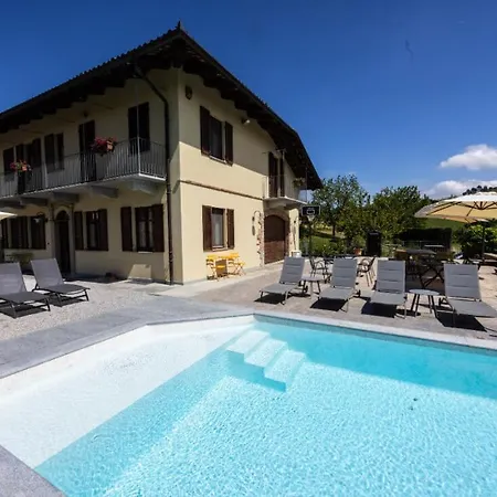 Casa Ressia Alba (Piedmont)