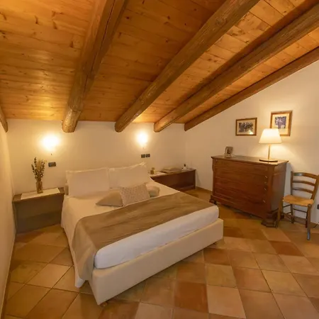 Casa Ressia Séjour à la ferme Alba (Piedmont)