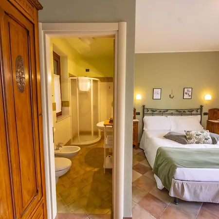 Lantgård Casa Ressia Alba (Piedmont)