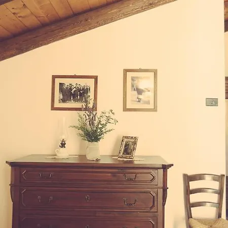 Alloggio per agriturismo Casa Ressia Alba (Piedmont)